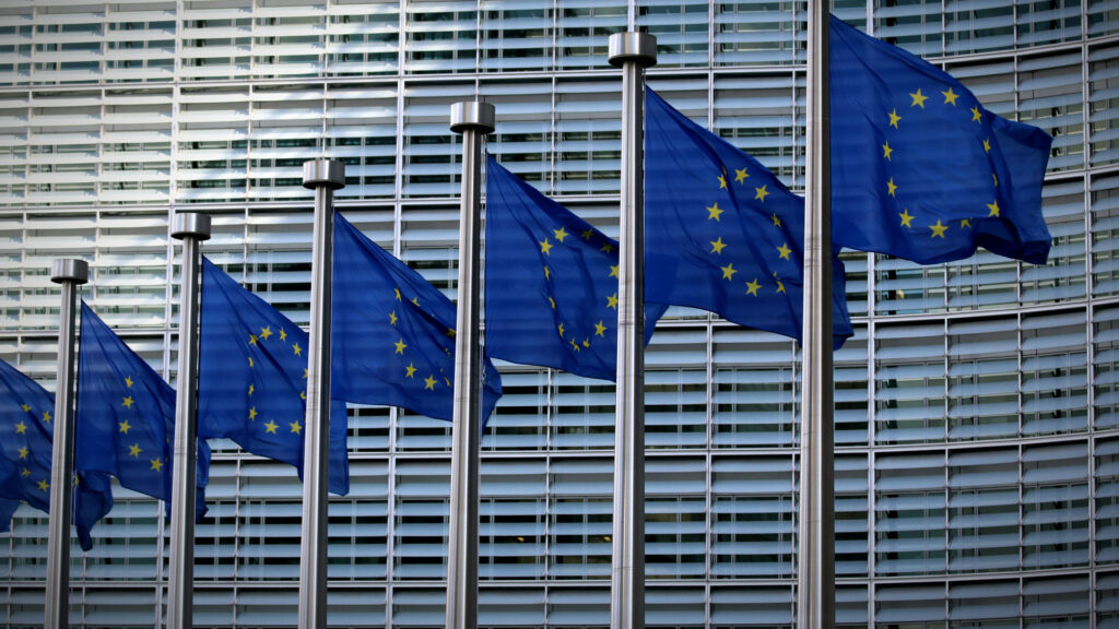 European Commission sets post-2027 2 GHz MSS split: 1/3 government, 2/3 commercial